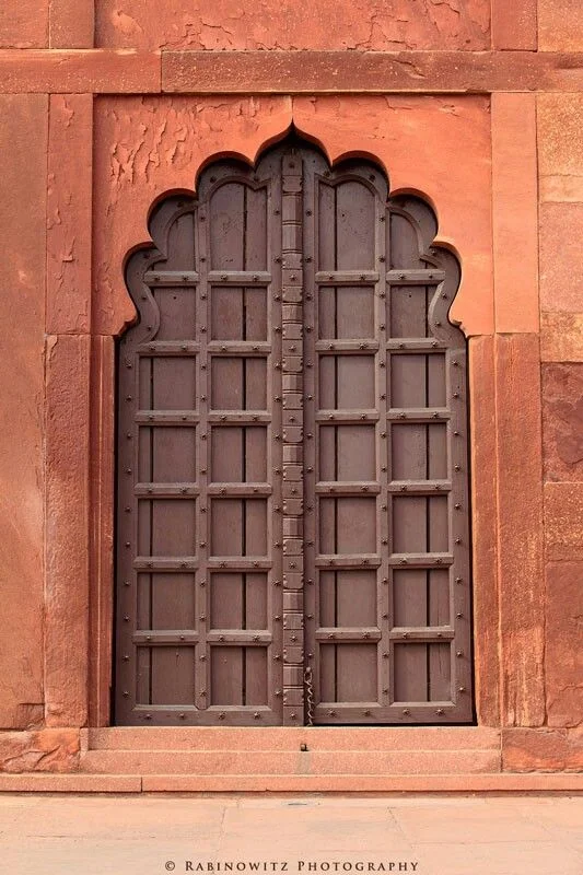 Coklat Tua Ala Kerajaan Jaipur