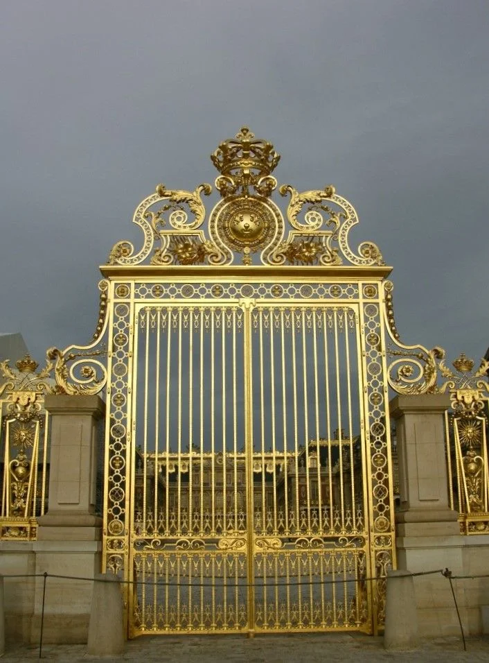Pagar Royal Emas